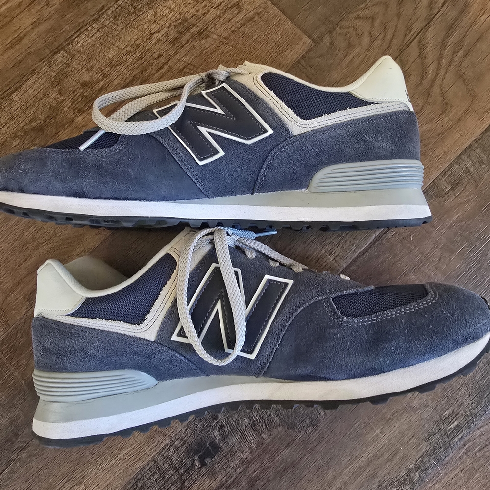 New Balance Navy and Cream Sneakers